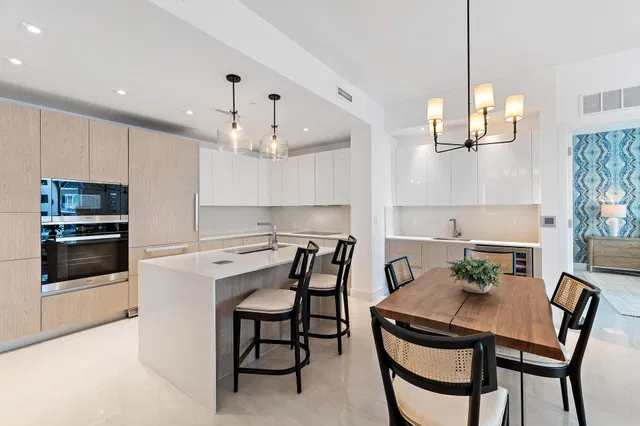 Amrit Ocean Resort & Residences Unit H-1710 photo 6