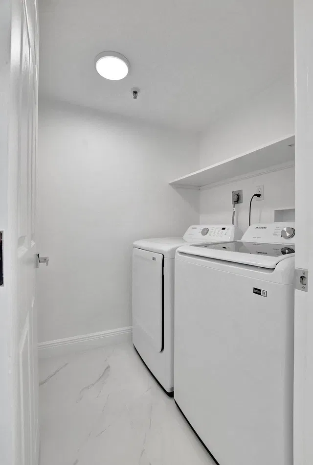  Unit 407 photo 12