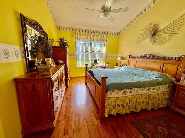 Unit 103 photo 15