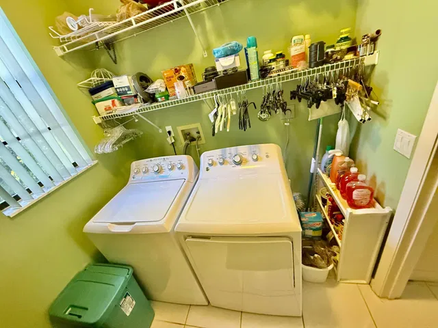 Unit 103 photo 23