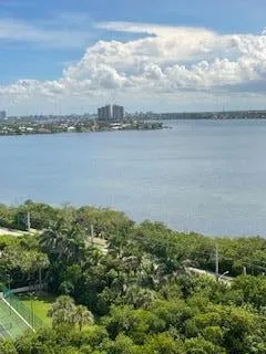 Eastpointe Singer Island Unit 14b photo 9