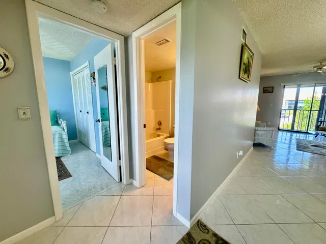 Unit 205 photo 5