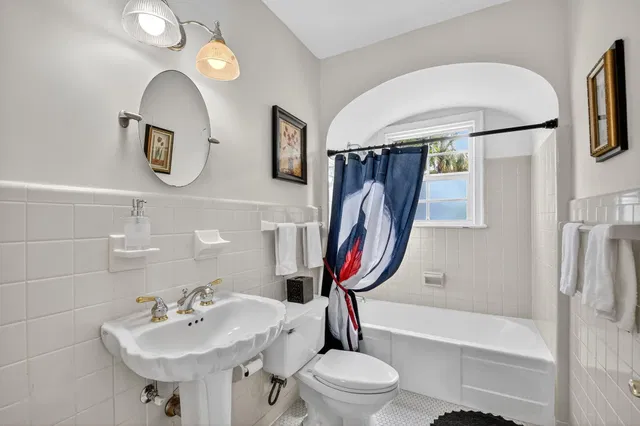 Old Northwood Residence photo 23
