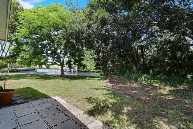 Residence photo 35