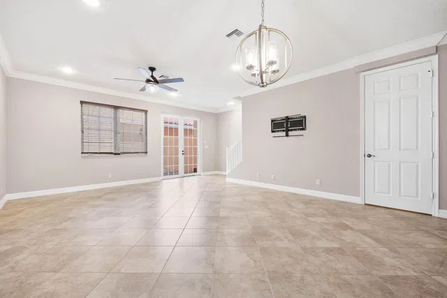 Canterbury Place Residence photo 4