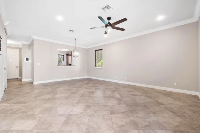 Canterbury Place Residence photo 5