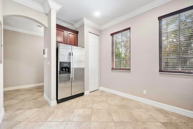 Canterbury Place Residence photo 11