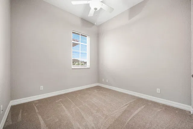 Canterbury Place Residence photo 13