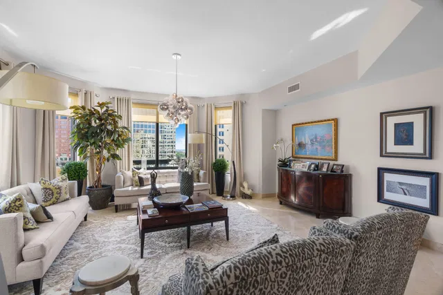 One City Plaza Unit 1011 photo 21
