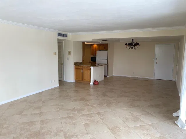 2600 N Flagler Unit 211 photo 6