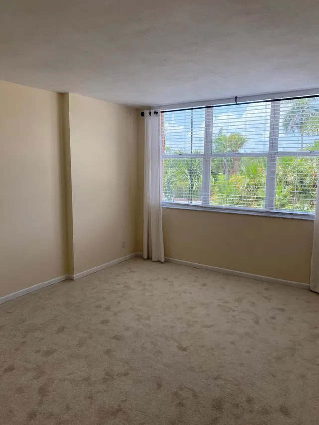 2600 N Flagler Unit 211 photo 10
