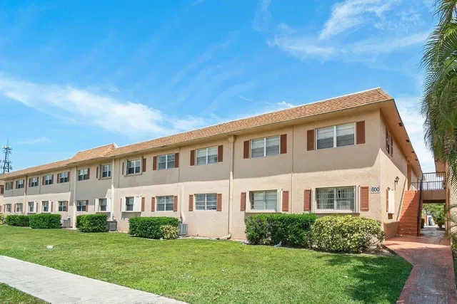Boca Raton Unit 2390 photo 4