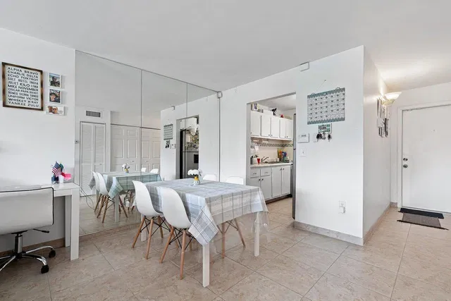 Boca Raton Unit 2390 photo 8