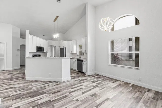 Residence photo 18