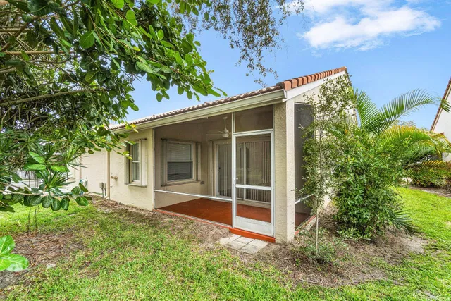 Residence photo 42