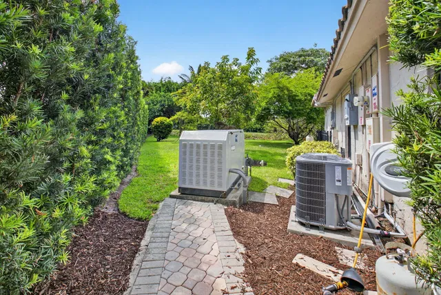 Boca Grove Residence photo 37