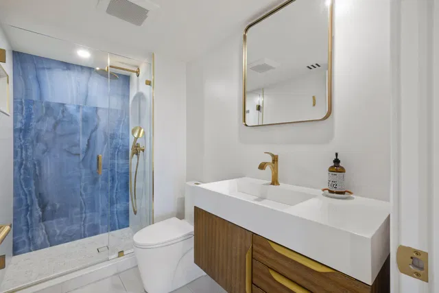Waterview Towers Unit 1401 photo 15