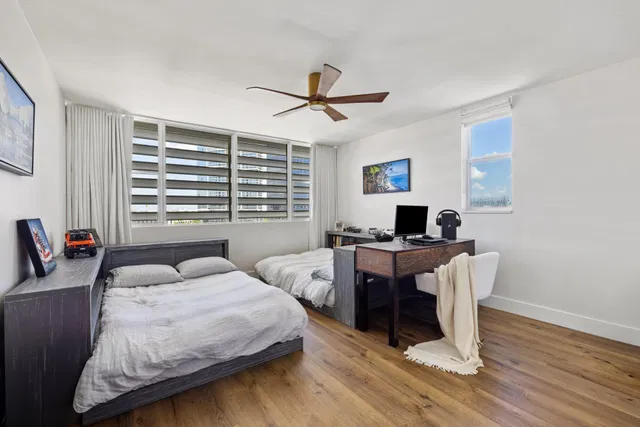 Waterview Towers Unit 1401 photo 16