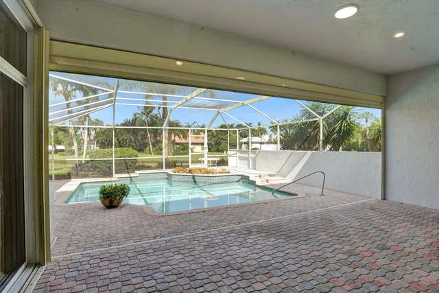 St. Andrews Country Club Residence photo 9