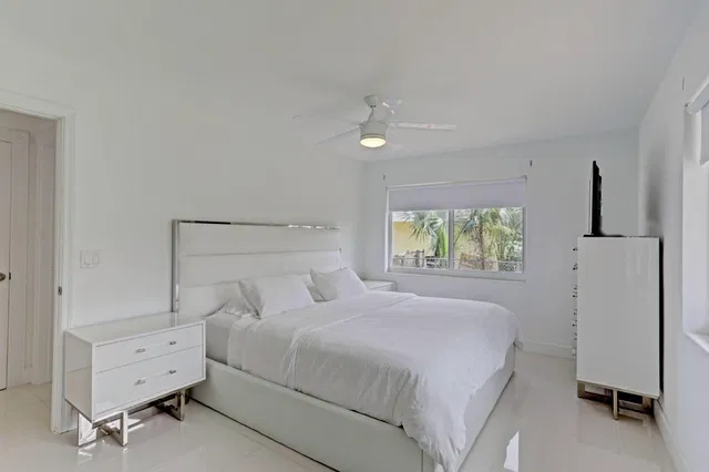 Residence photo 11
