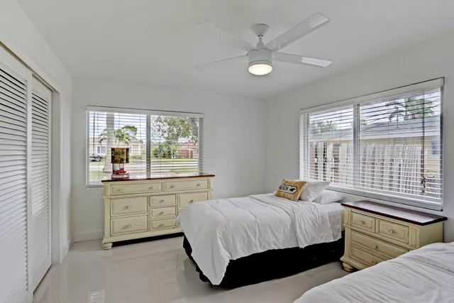 Residence photo 17