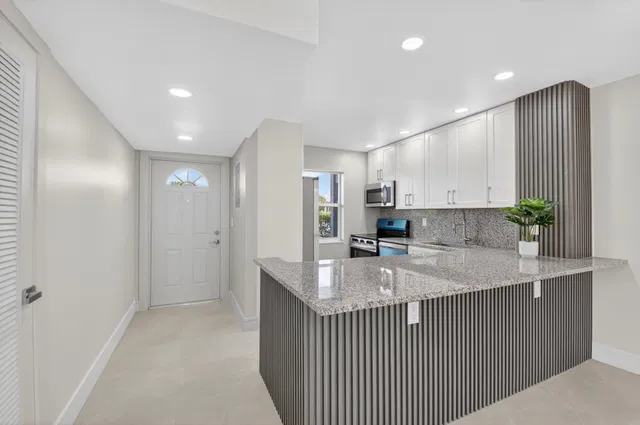Unit 1509 photo 4