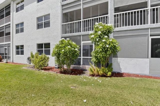 Unit 1509 photo 24