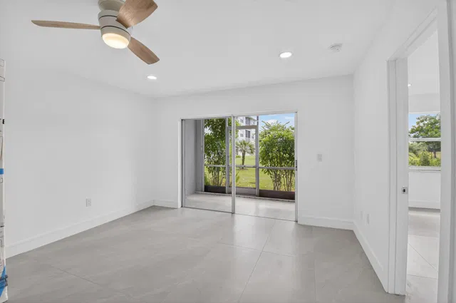 Unit 1509 photo 42