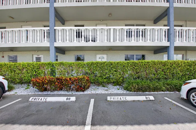 Unit 1509 photo 43