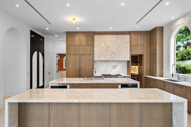 Lake Shore Estates Residence photo 12