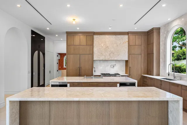 Lake Shore Estates Residence photo 13