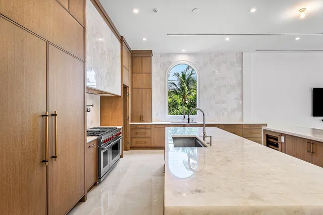 Lake Shore Estates Residence photo 15