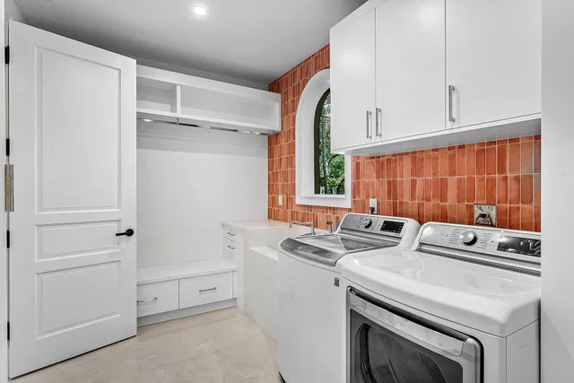 Lake Shore Estates Residence photo 28