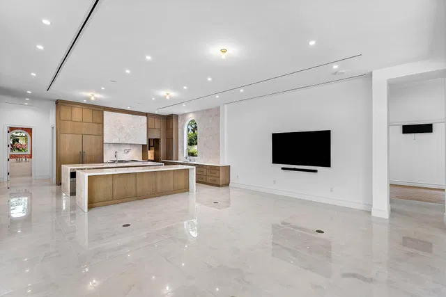 Lake Shore Estates Residence photo 60