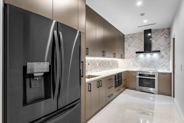 Lake Shore Estates Residence photo 62