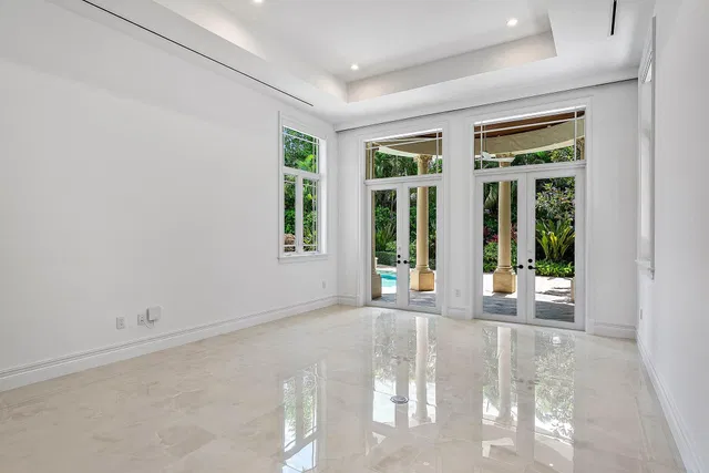 Lake Shore Estates Residence photo 65