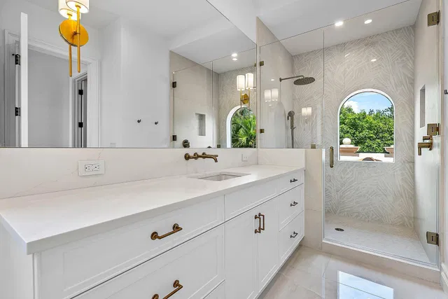 Lake Shore Estates Residence photo 66
