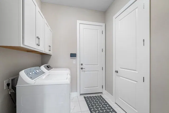 Residence photo 24