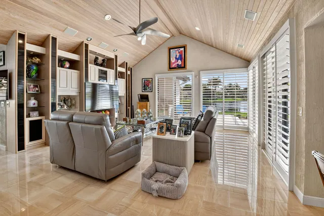 St. Andrews Country Club Residence photo 9