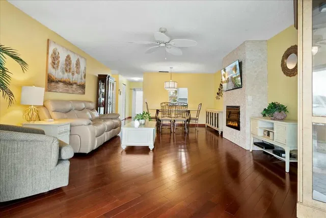 Residence photo 21