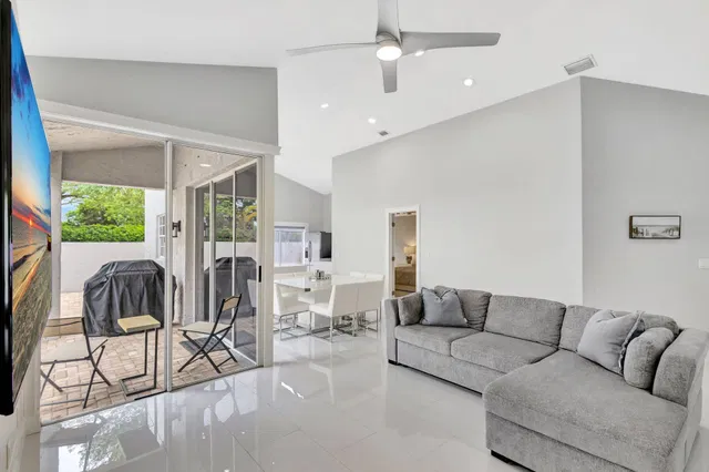 PGA National Palm Beach Gardens Residence photo 11