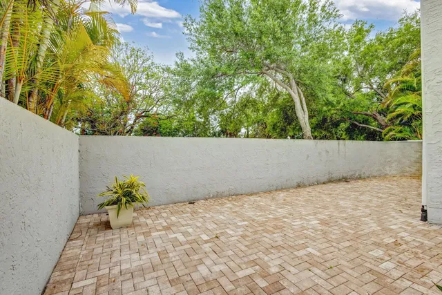 PGA National Palm Beach Gardens Residence photo 38