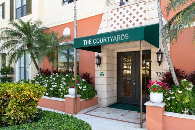 Courtyards in Cityplace Unit 316 photo 9