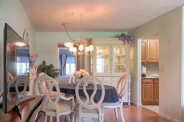 Unit 102 photo 10