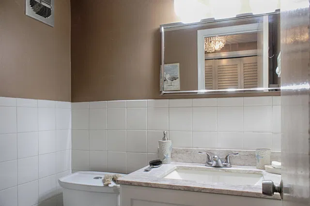 Unit 102 photo 24