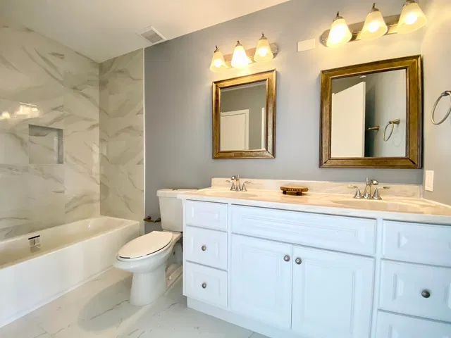 Unit 16-201 photo 15