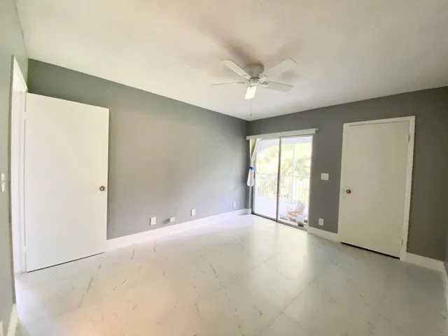 Unit 16-201 photo 17