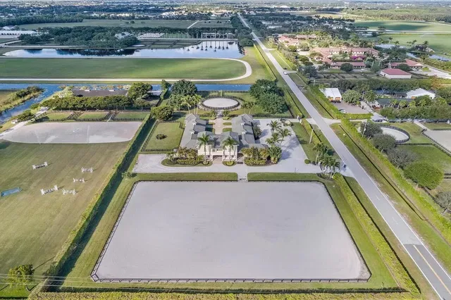 Palm Beach Point Residence photo 9