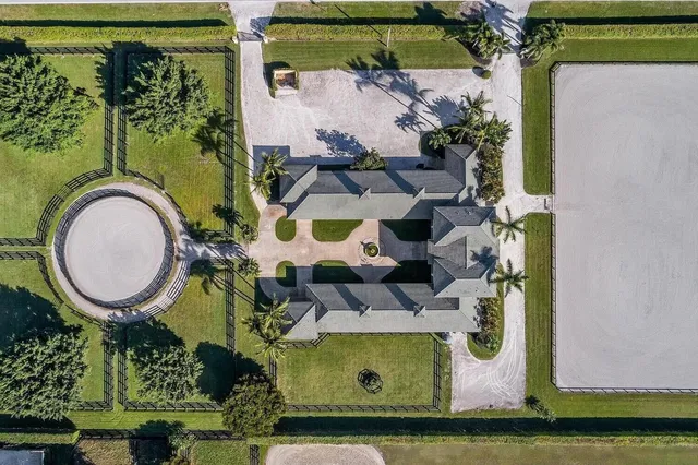 Palm Beach Point Residence photo 11