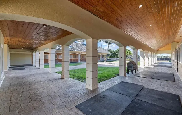 Palm Beach Point Residence photo 15